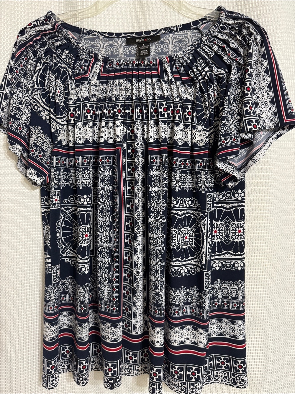Style & Co. black & white & red flutter short sleeve top. Size L